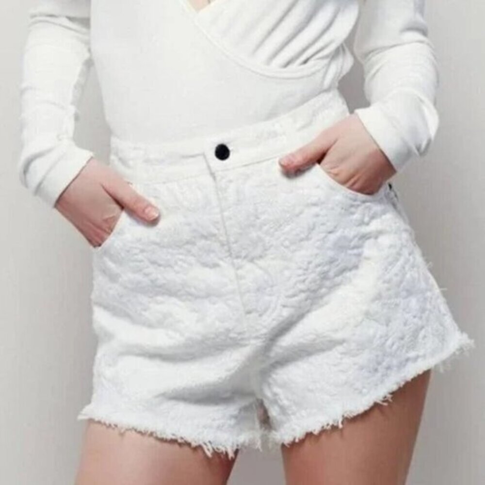 Free People High Waist Embroidered Floral Cut Off Short in White Waist Size 27